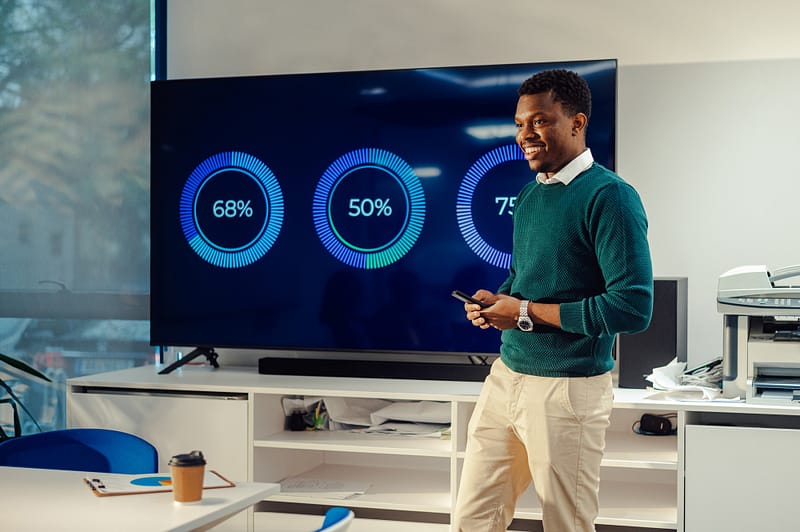 African american businessman team leader presenting the progress of the project